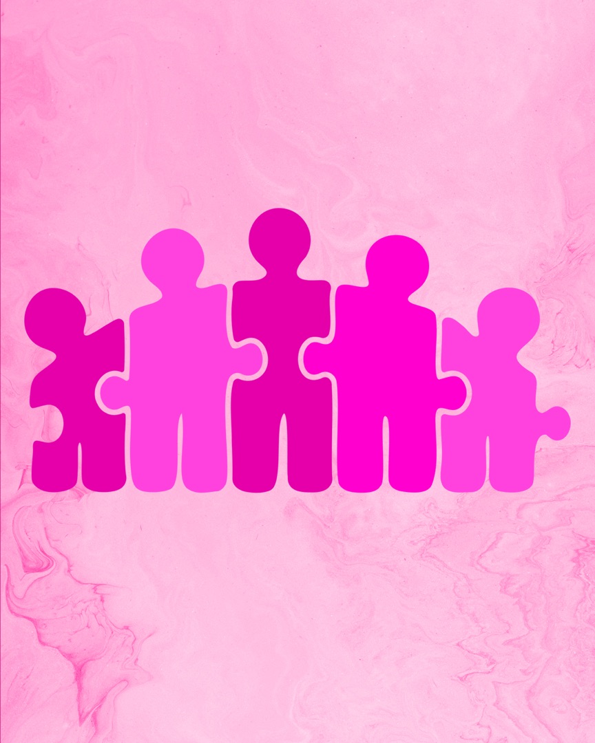 Logo-Motiv der Mosaikbrücke: Puzzlefiguren einer Familie in Pink